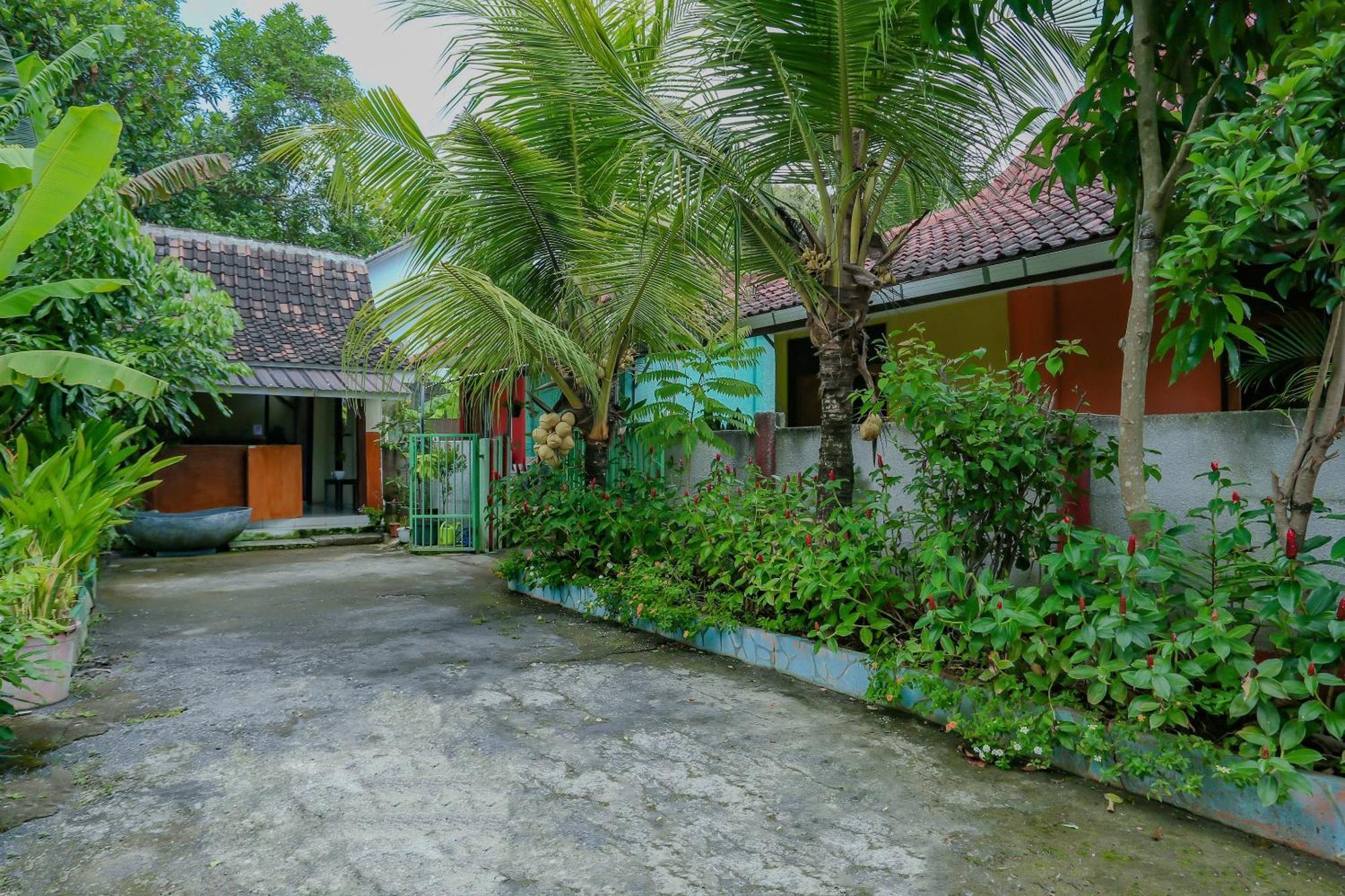 Oyo Life 90301 Hidden Village Uluwatu Jimbaran  Bagian luar foto